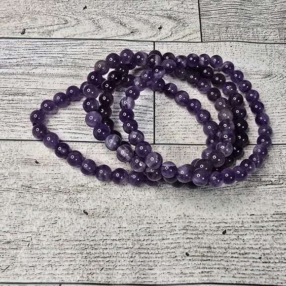 Eclectic Wallflower Jewelry - Amethyst Crystal Stretch Bracelet